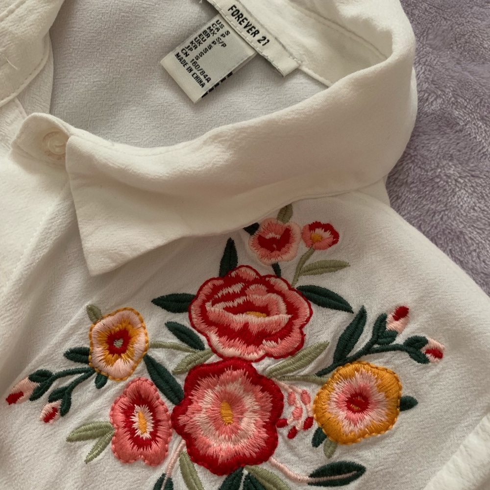 Cropped button up